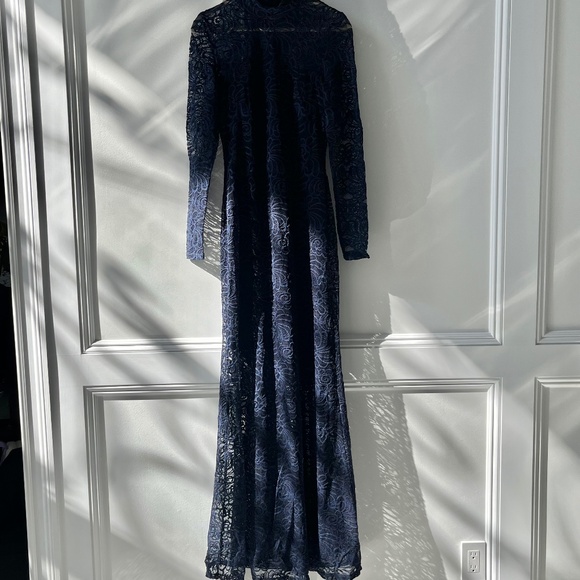 GUESS BY MARCIANO DIANA LACE MAXI GOWN DRESS SMALL - Picture 4 of 10